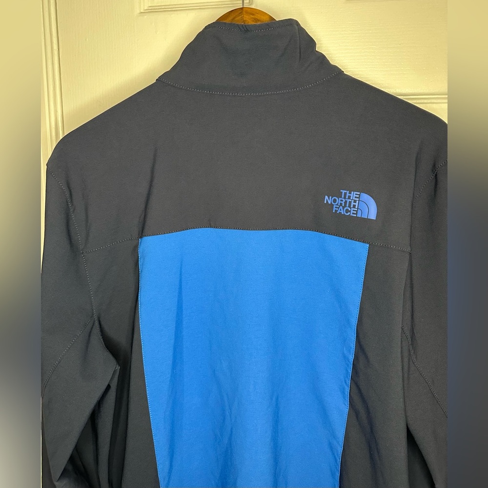 The North Face men’s windfall zip up jacket EUC - Picture 14 of 17
